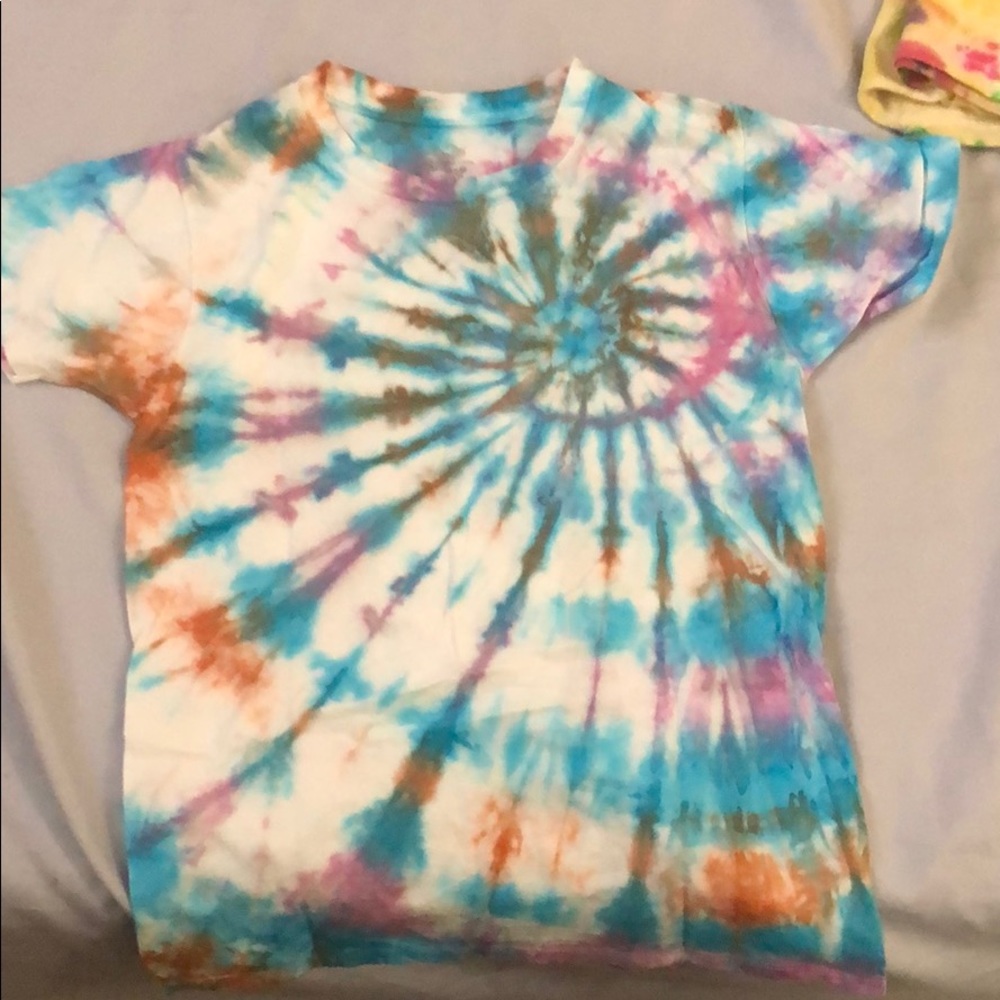 Custom tie dye for kids